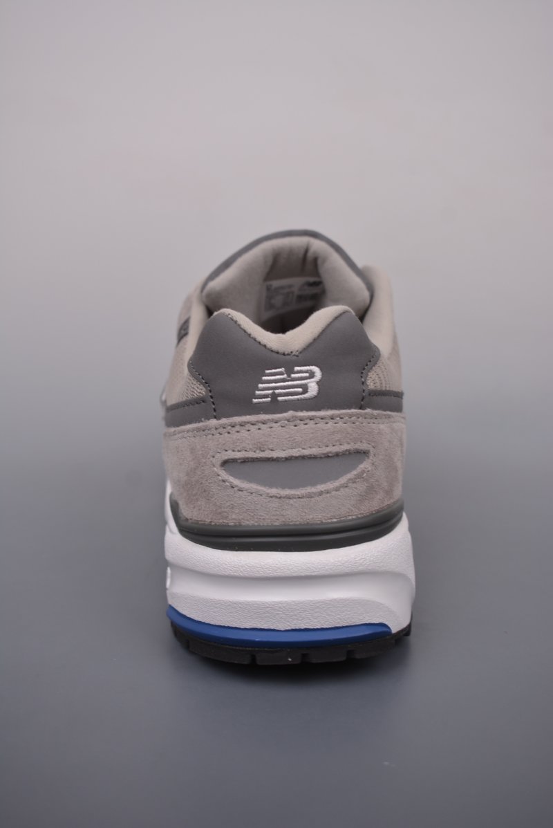 New Balance ML999 view