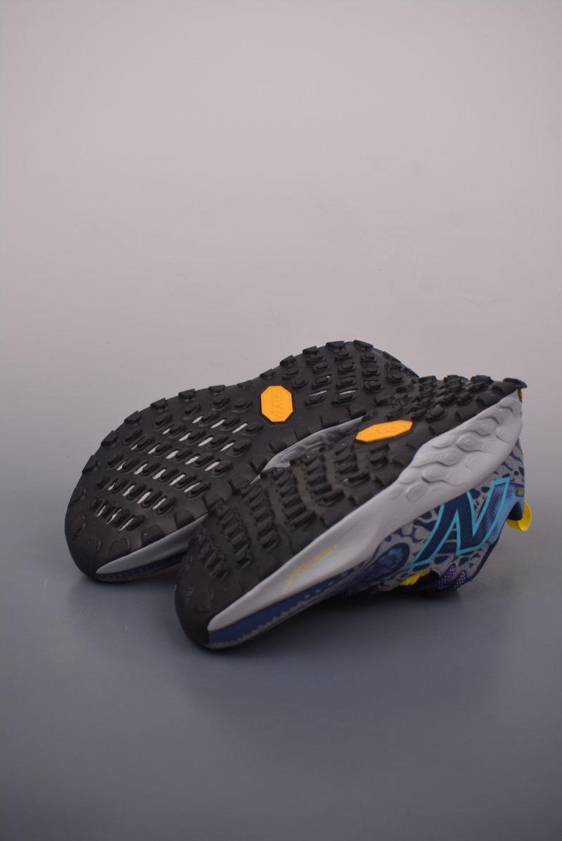 New Balance Fresh Foam X Hierro v8 view