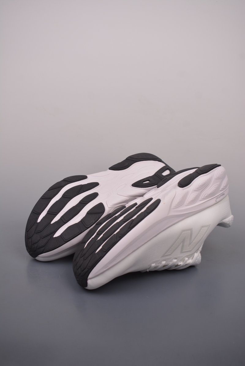 New Balance Fresh Foam X 880 v12 view