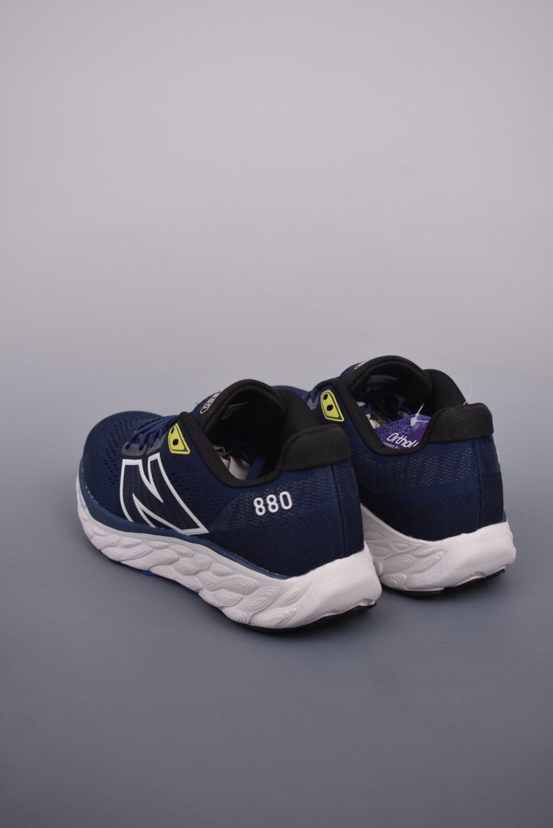 New Balance Fresh Foam X 880 v12 view