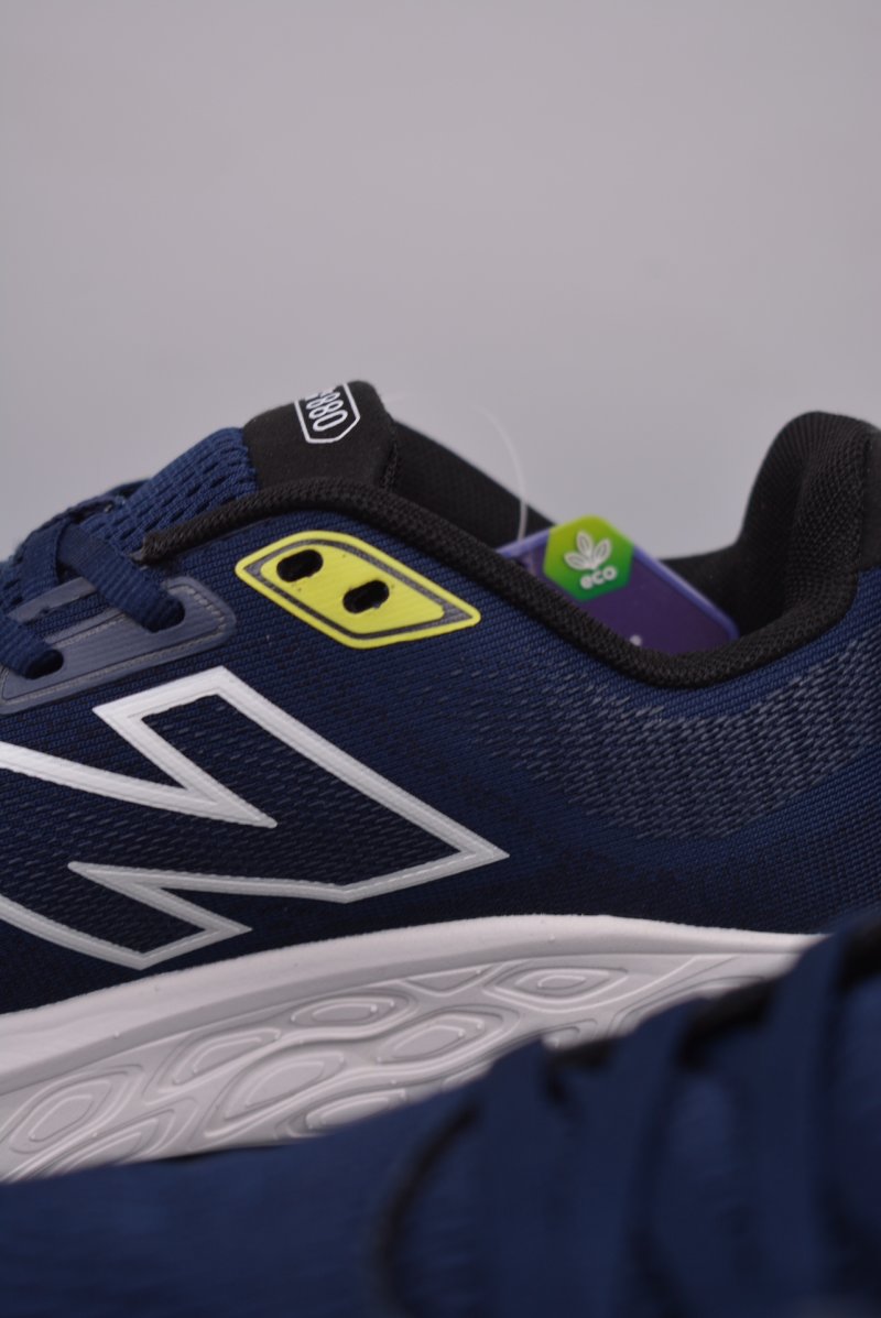 New Balance Fresh Foam X 880 v12 view