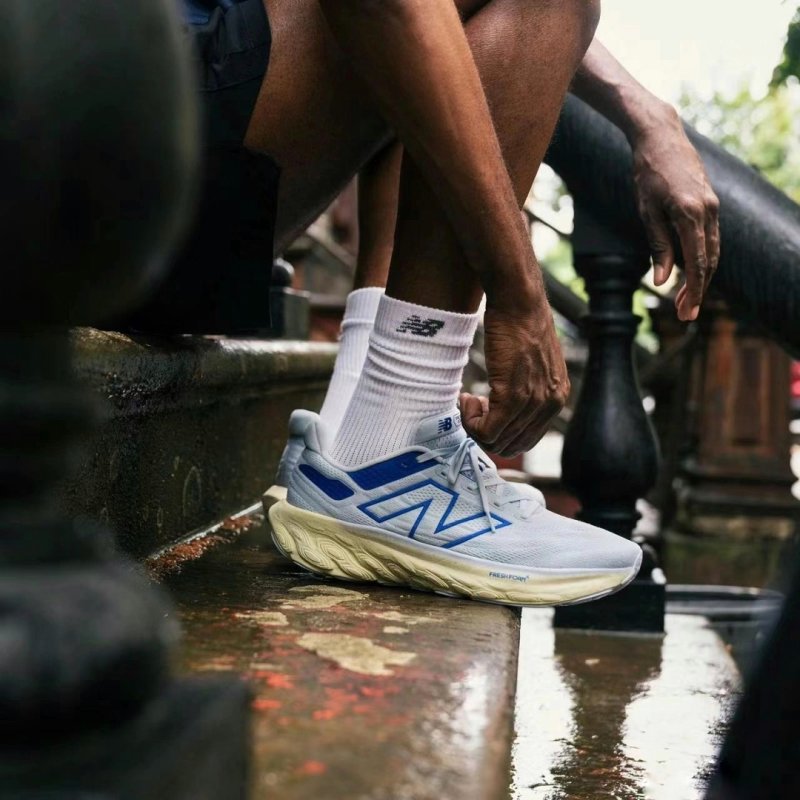 New Balance Fresh Foam Evoz v2 view