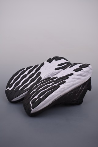 New Balance Fresh Foam Evoz v2 view 3