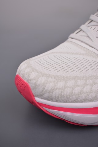 New Balance Fresh Foam Evoz v2 view 6