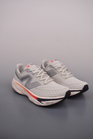 New Balance Fresh Foam Evoz v2