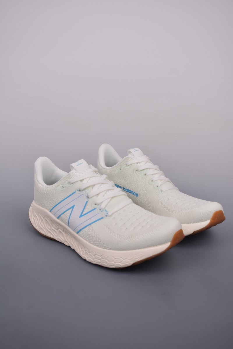New Balance Fresh Foam Evoz v2