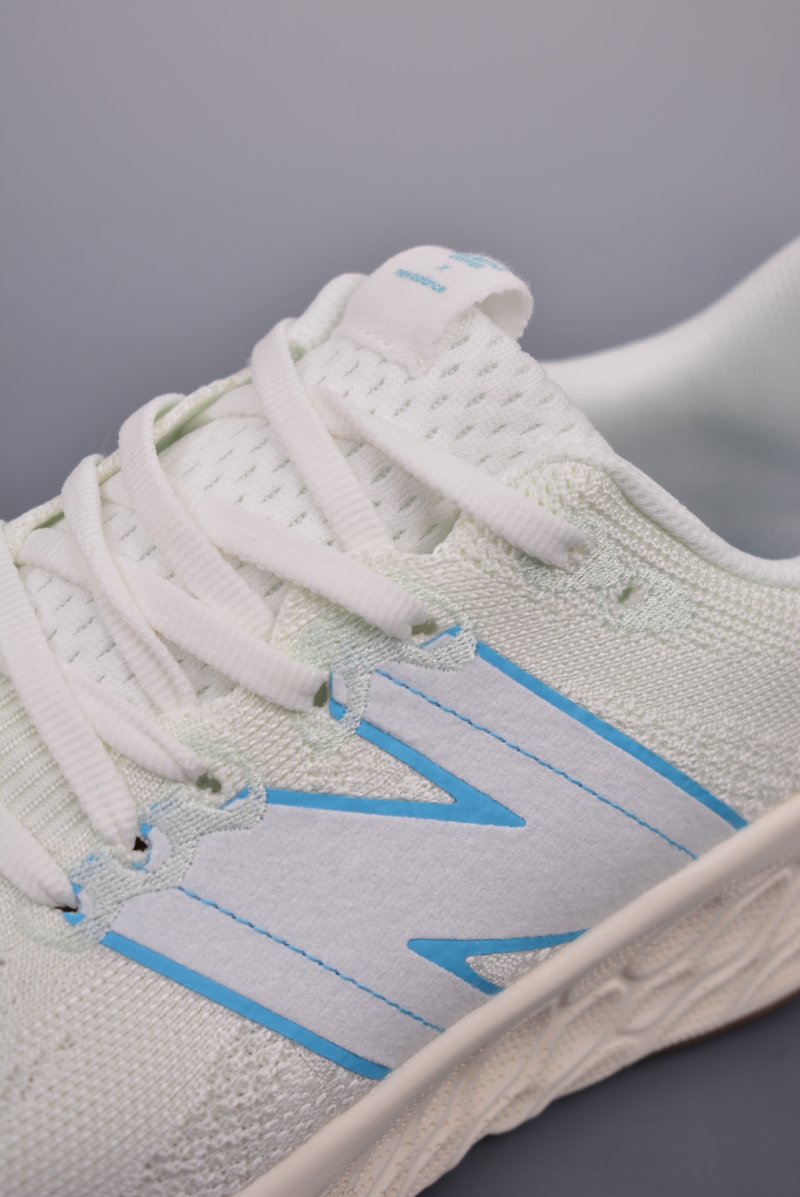 New Balance Fresh Foam Evoz v2 view