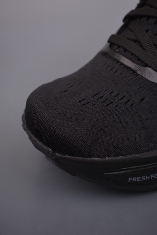New Balance Fresh Foam view 6