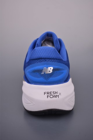 New Balance Fresh Foam view 4