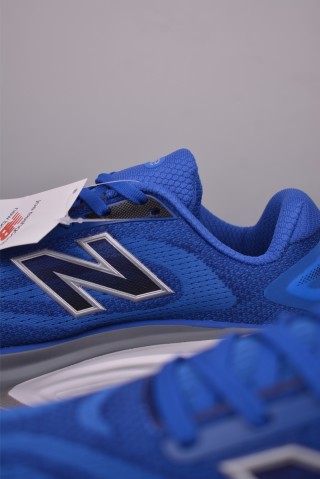 New Balance Fresh Foam view 8