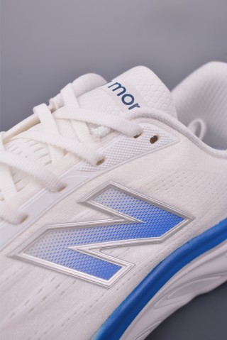 New Balance Fresh Foam view 16