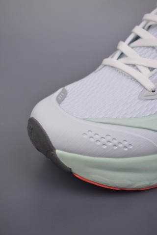 New Balance Fresh Foam view 24