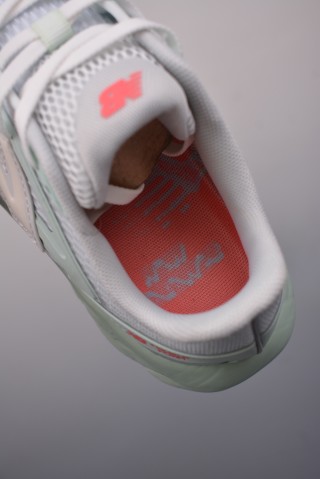 New Balance Fresh Foam view 27