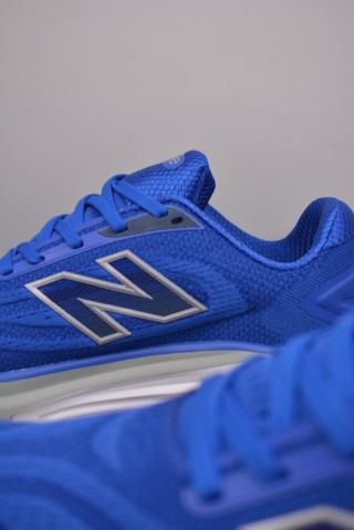 New Balance Fresh Foam view 8