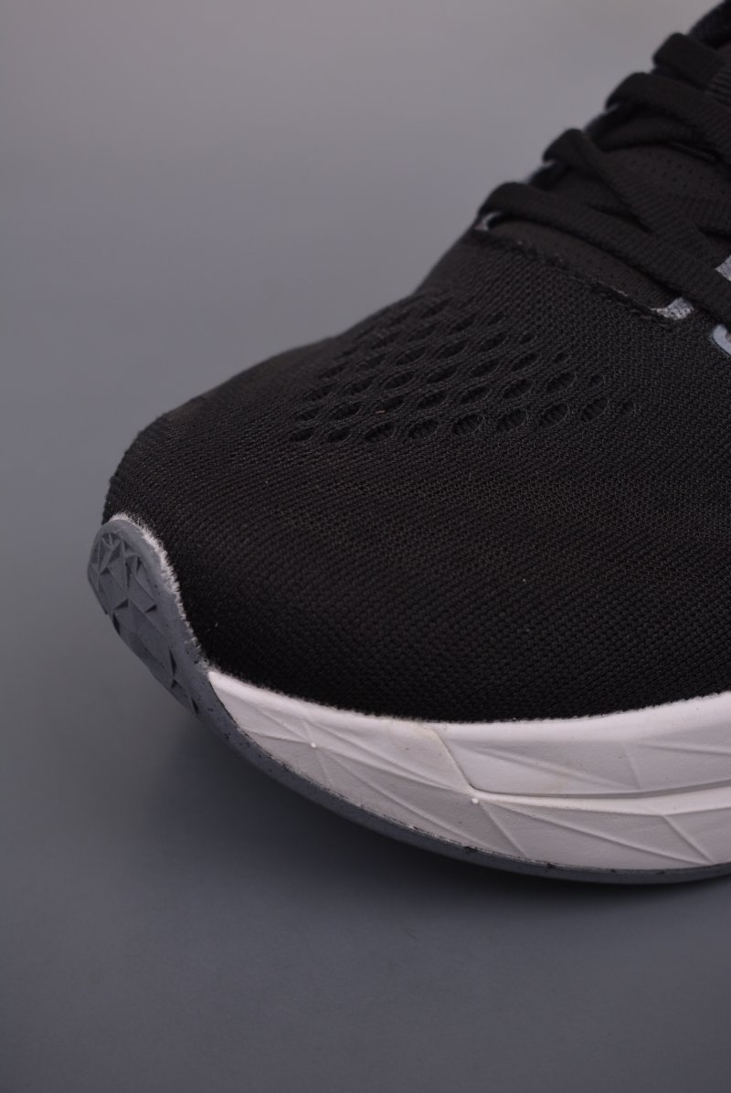 New Balance FuelCell MRCELNR 2 view