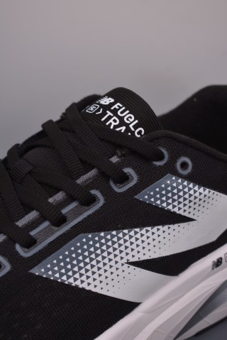 New Balance FuelCell MRCELNR 2 view 7