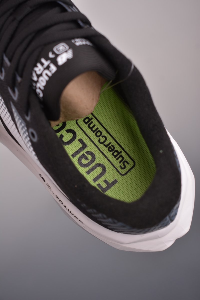 New Balance FuelCell MRCELNR 2 view