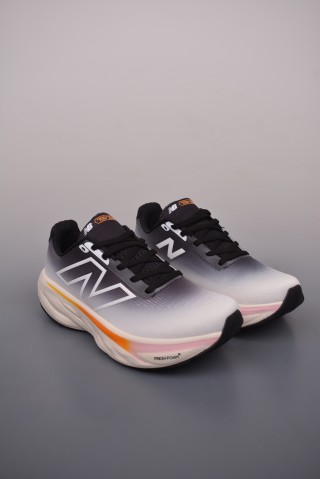 New Balance Fresh Foam Evoz V2
