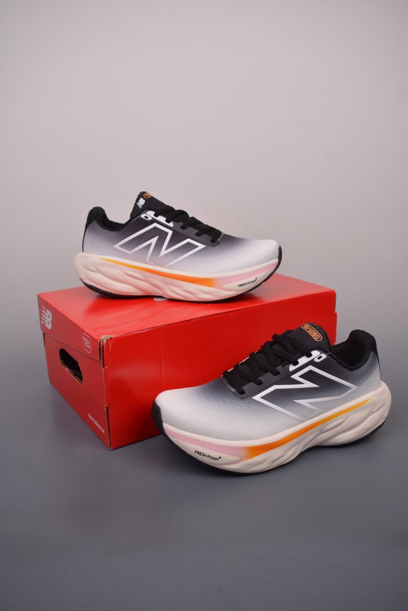 New Balance Fresh Foam Evoz V2 view
