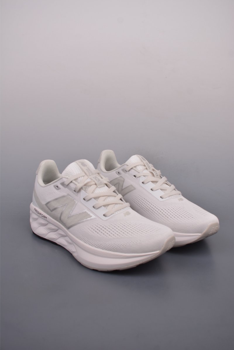 New Balance FuelCell SuperComp Trainer