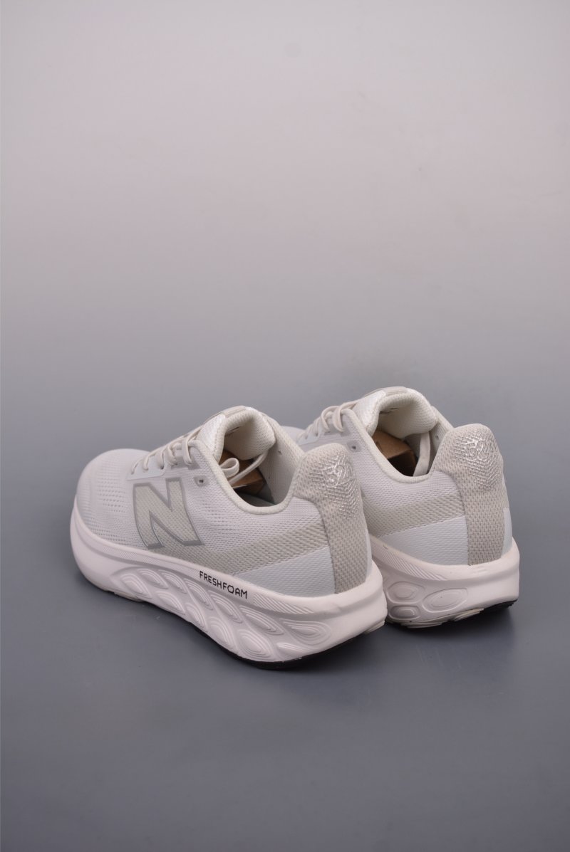 New Balance FuelCell SuperComp Trainer view