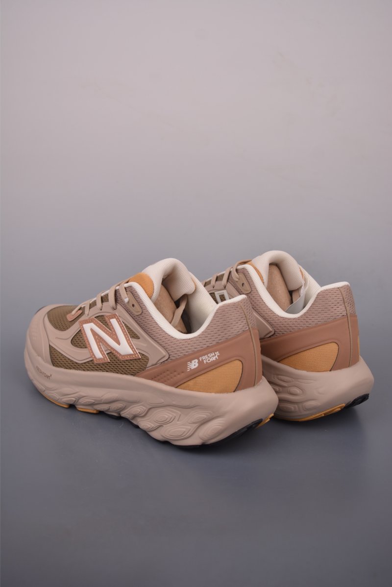 New Balance FuelCell SuperComp Trainer view