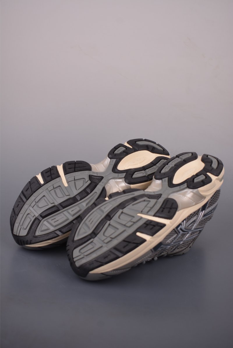 Asics Gel-1130 view