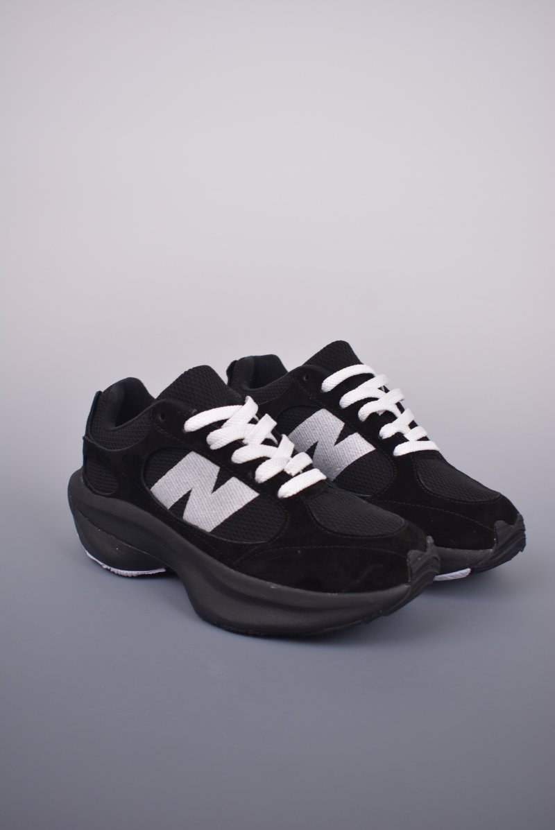 Auralee X New Balance Warped Runner