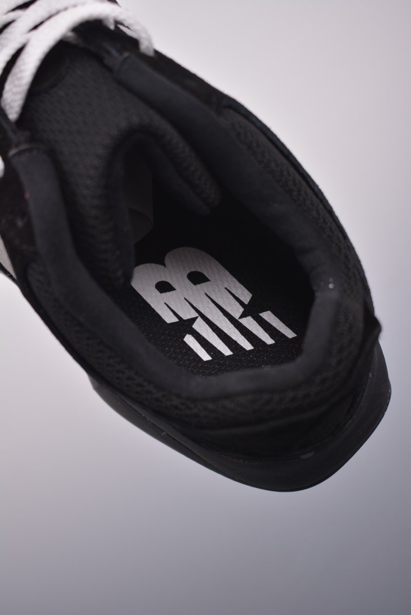 Auralee X New Balance Warped Runner view
