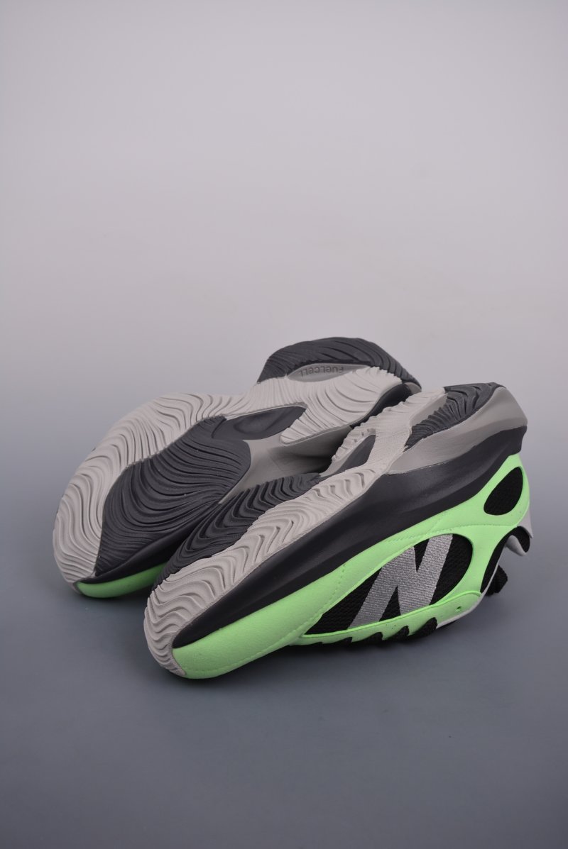 Auralee X New Balance Warped Runner view
