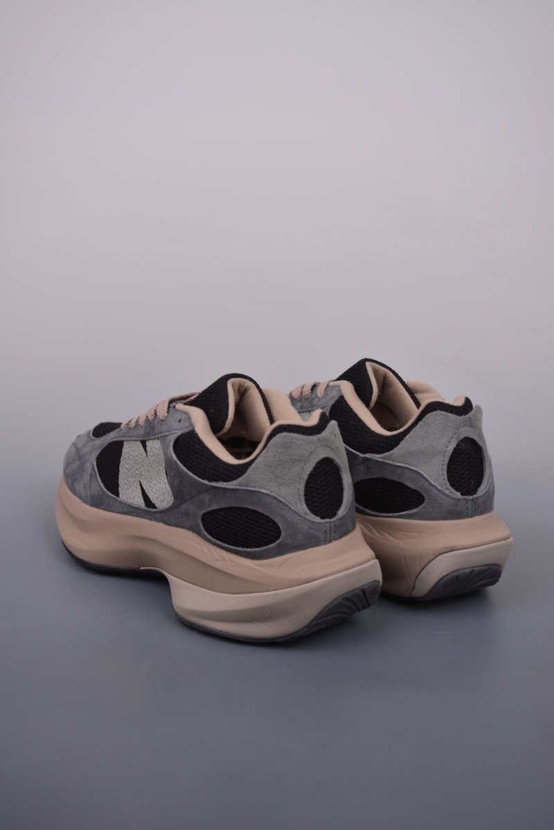 Auralee X New Balance Warped Runner view