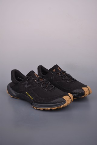 Ice Studios X New Balance Minimus Trail 'Pristine' view 1