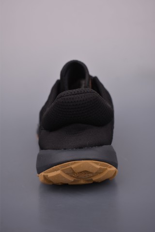 Ice Studios X New Balance Minimus Trail 'Pristine' view 4