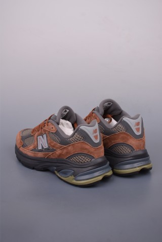 New Balance 2010 view 2