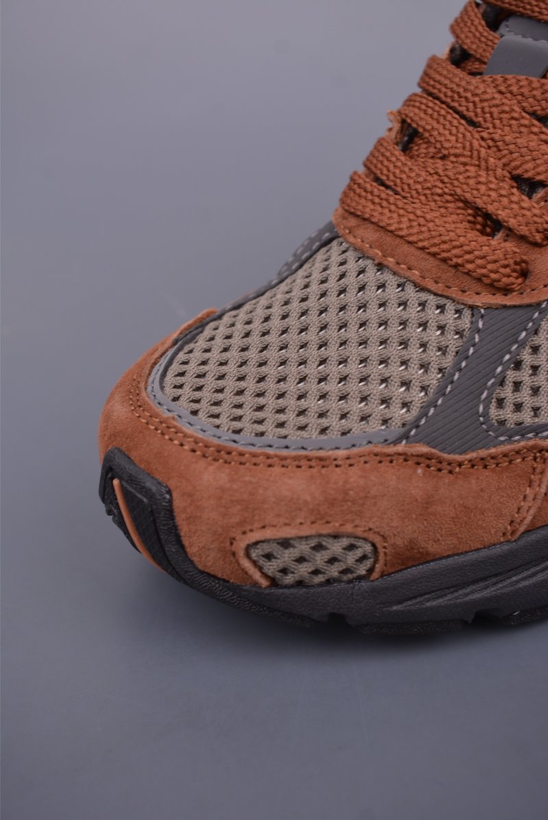 New Balance 2010 view