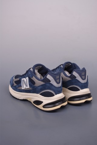 New Balance 2010 view 11