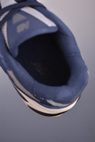 New Balance 2010 view 18