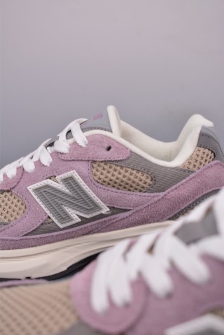 New Balance 2010 view 26