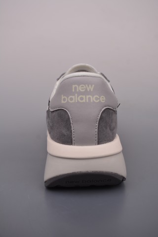 New Balance U370 view 4