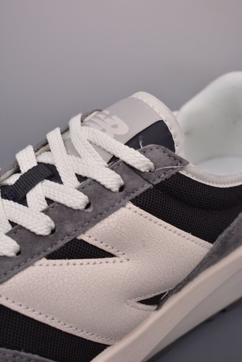 New Balance U370 view
