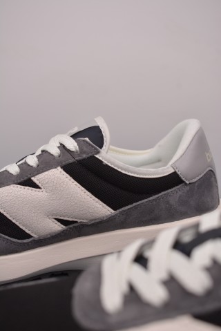 New Balance U370 view 8