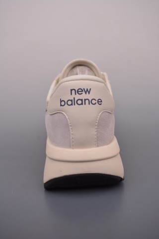 New Balance U370 view 4