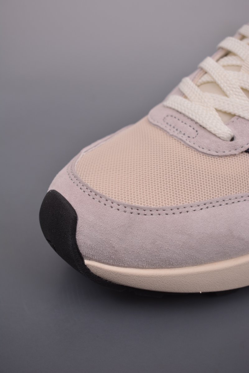 New Balance U370 view