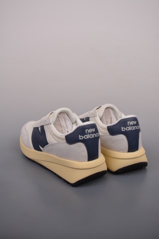 New Balance U370 view 2