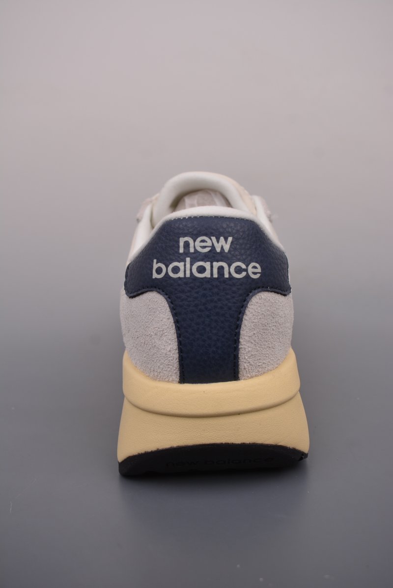 New Balance U370 view