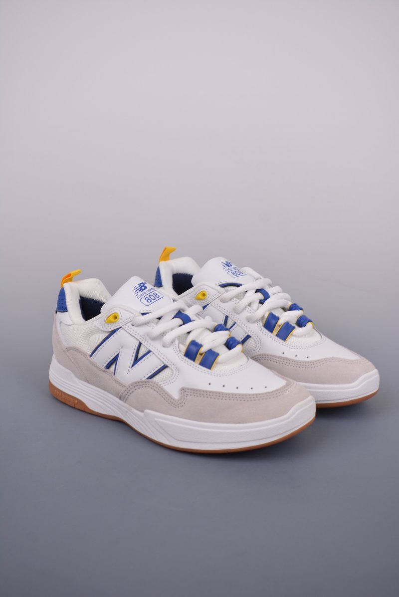 New Balance 808