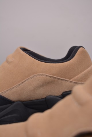 New Balance 8040 view 8