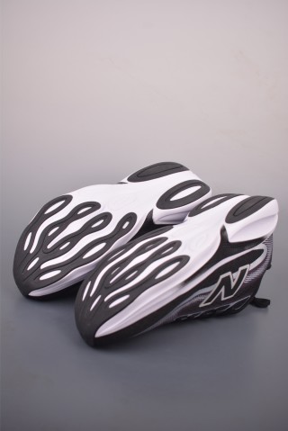 New Balance Ellipse V1 view 3