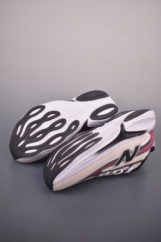 New Balance Ellipse V1 view 3
