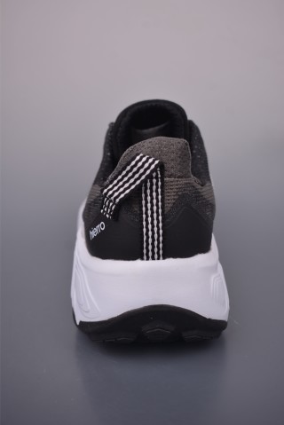 New Balance Fresh Foam X880 V12 view 4